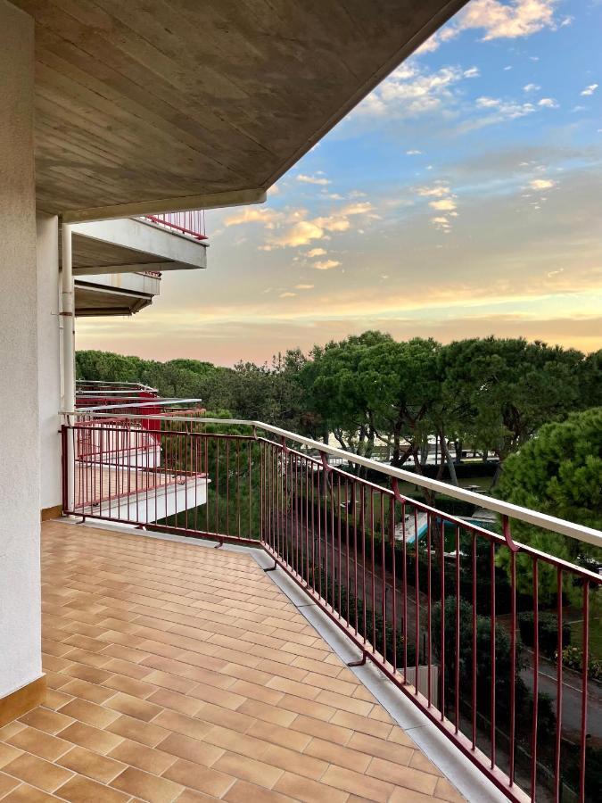 Residence Cristallo 4H Lignano Sabbiadoro Exteriér fotografie